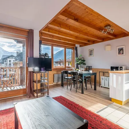 Апартаменты 55 M With Balconies And Mont Blanc View